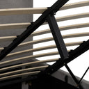 Detalle del arcón de almacenaje de la cama canapé OLMO