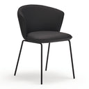 Silla tapizada ADD con patas negras, en polipiel negro, vista en tres cuartos – Teulat