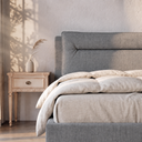 Detalle del tapizado de la cama canapé OLMO en gris