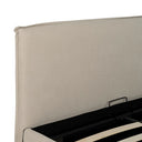 Detalle del tapizado desenfundable de la cama canapé en beige
