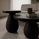 Mesa de centro HARDIK en negro, detalle de la base torneada