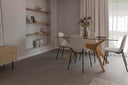 Mesa DELLA Cristal y Madera Fija, 140 cm, roble, en un comedor