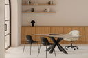 Mesa DEMI Cristal Fija, en negro, en un comedor