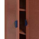 Mueble auxiliar SAYLA de 70 cm con 2 puertas, en terracota, detalle de la puerta y el tirador