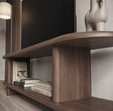 Mueble TV NIMES de 180 cm abierto, en nogal, en un salón, detalle de la balda con libros