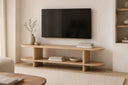 Mueble TV NIMES de 180 cm abierto, en roble, en un salón, bajo el televisor