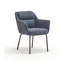 Silla SADIRA con brazos, en azul petróleo, vista en tres cuartos – Teulat