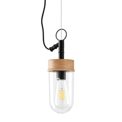 Lámpara de techo BIAR, con pantalla de vidrio claro, detalle de madera y bombilla expuesta.