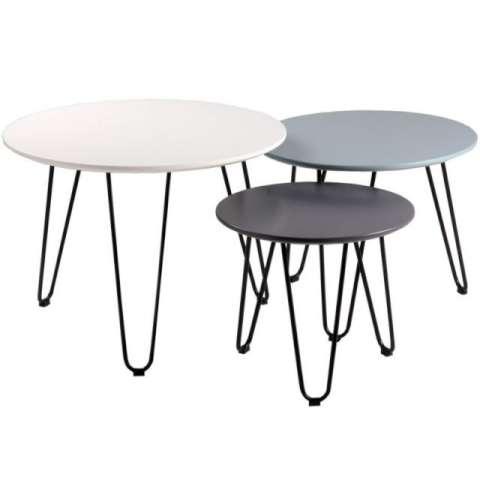 Set Mesas de Centro FABIO: Tres mesas redondas apilables con patas estilo horquilla negras.