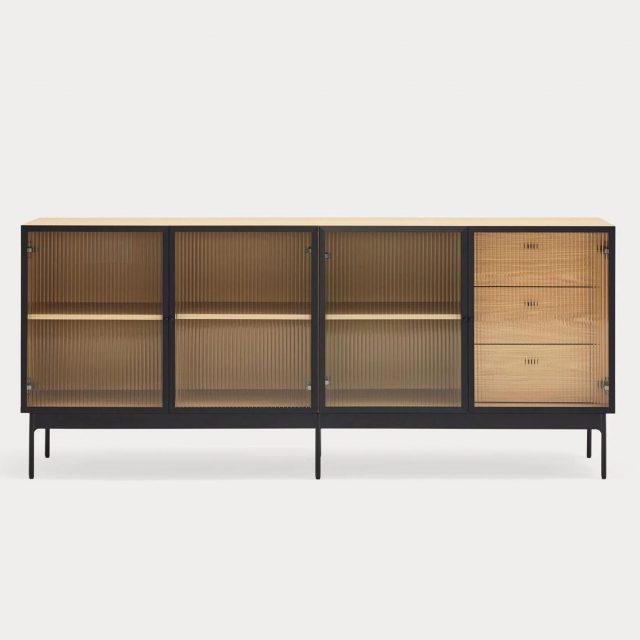Aparador Blur en roble con 4 puertas y 3 cajones