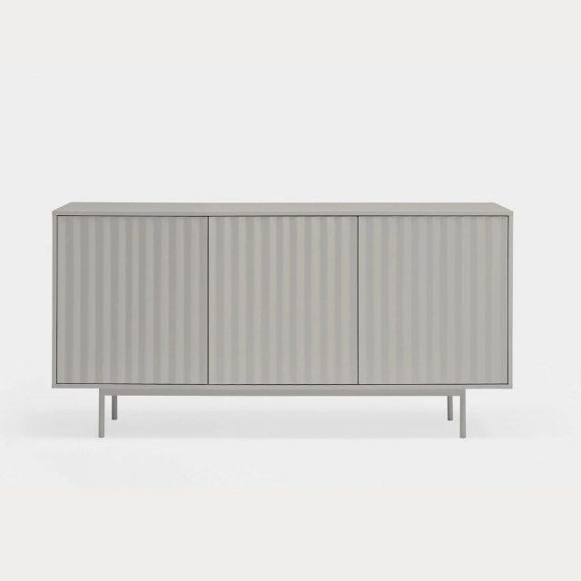 Aparador Sierra gris de 3 puertas y 3 cajones