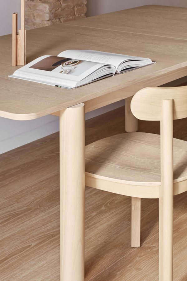 Mesa de Comedor Extensible Atlas color madera natural