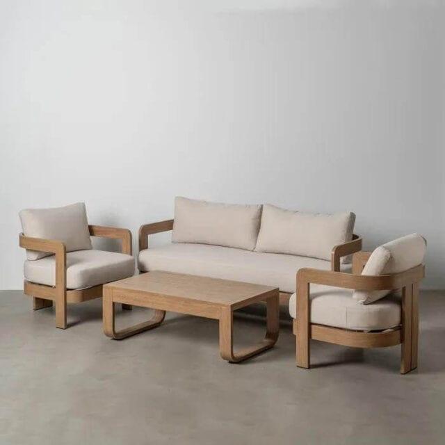 Conjunto de Jardín SAMOA compuesto por mesa de centro, 2 sillones y un sofá amplío.