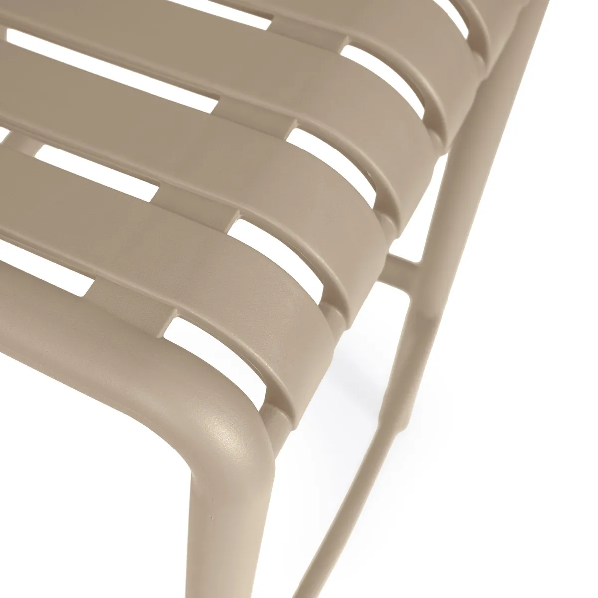 Taburete bajo BASTIAN beige